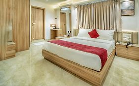 The Grand Murli Hotel, City Light Road, Surat